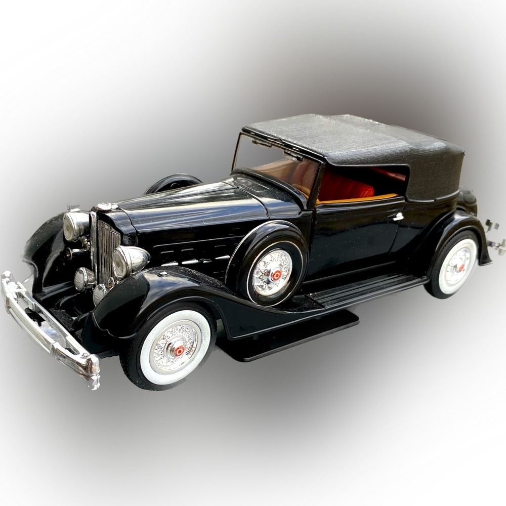 1934 Packard National Mint Museum Mint Collectable Model Car.